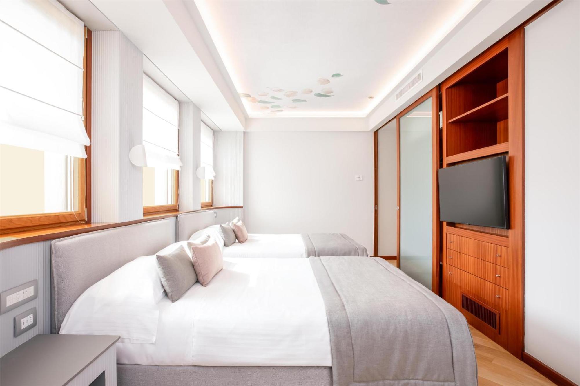 Western Nazionale Hotel 4*