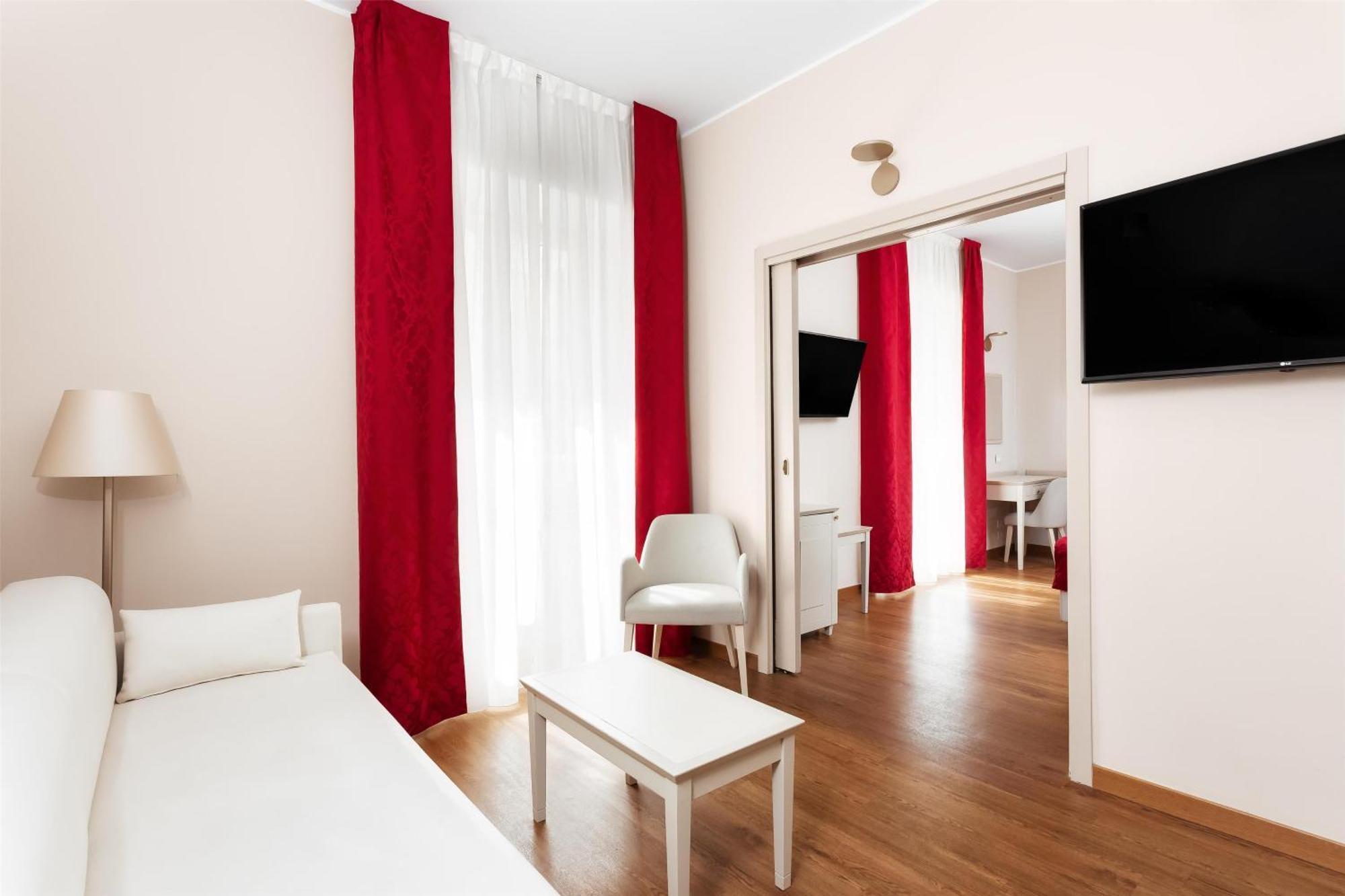 Western Nazionale Hotel 4*